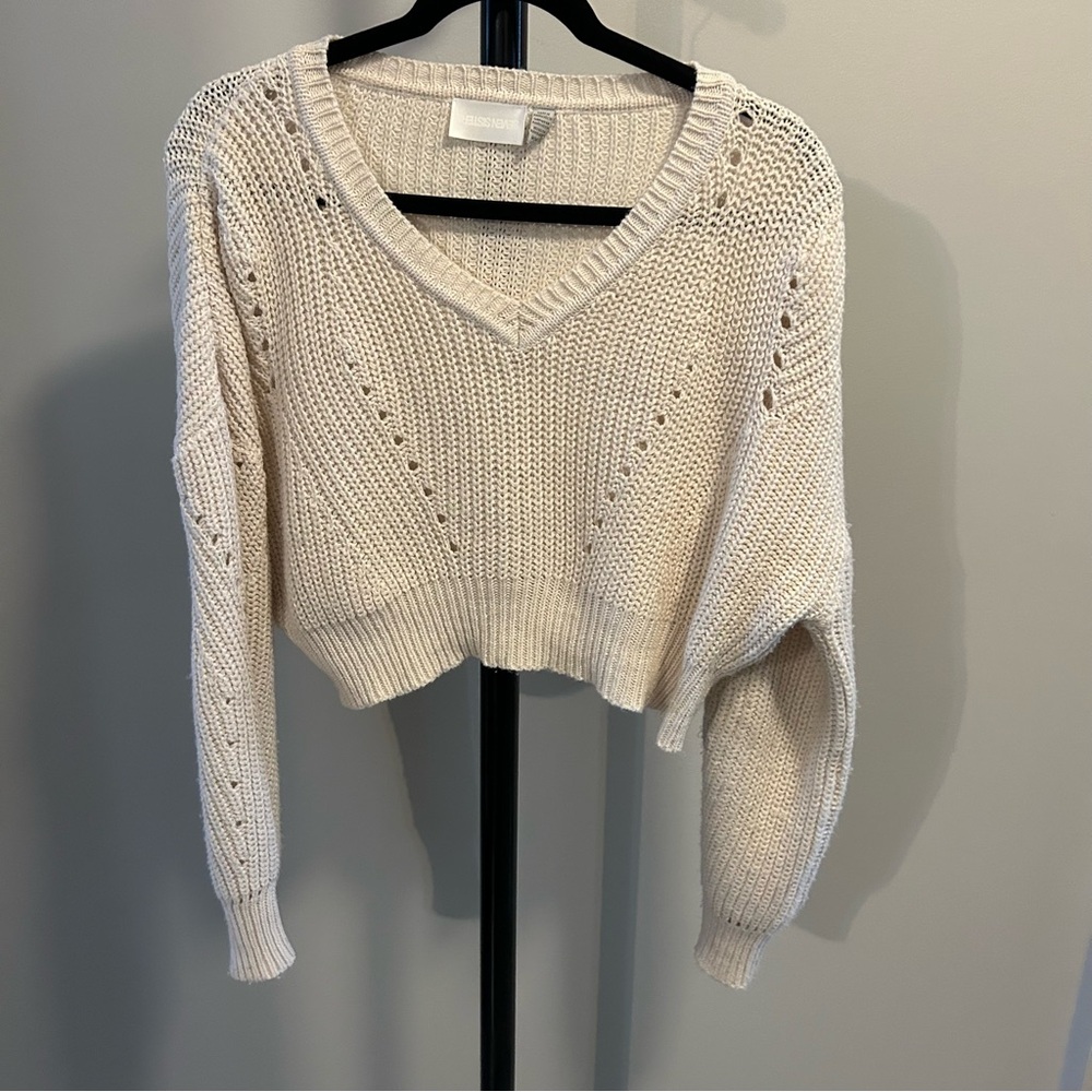 Elegant Cream V-Neck Sweater
